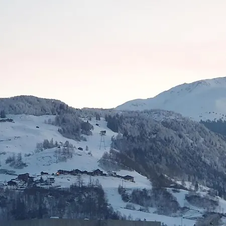 アパート Bijou In Den Bergen ディセンティス