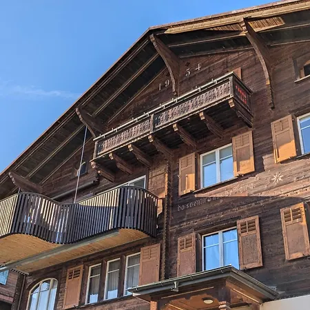 Bijou In Den Bergen ディセンティス